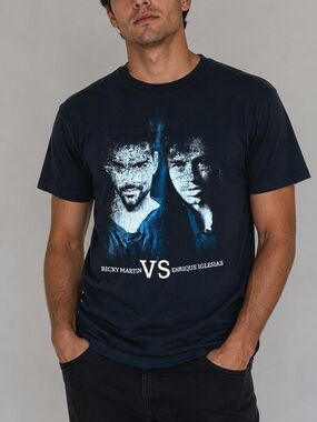 Enrique Iglesias vs Ricky Martin Tour Concert T-Shirt Large Black 2021